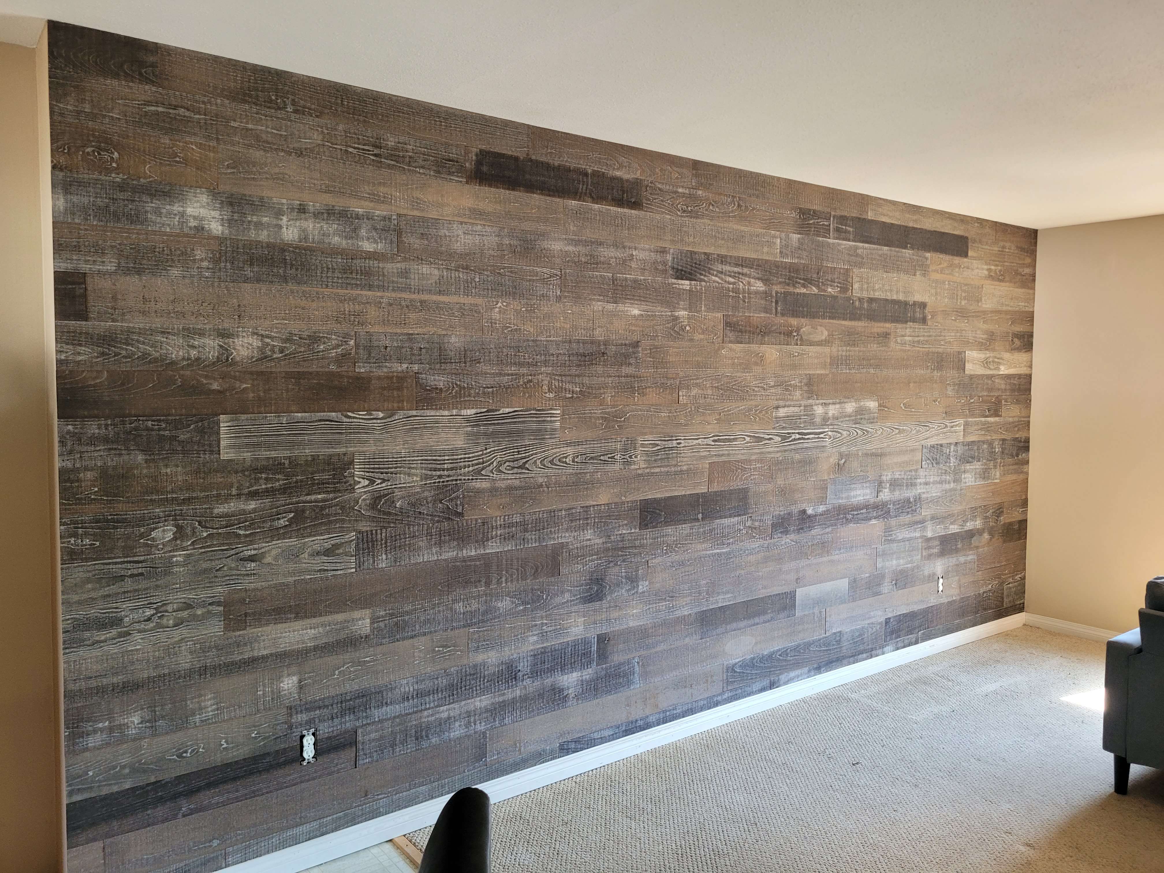 Future wall - rough pine wall panel